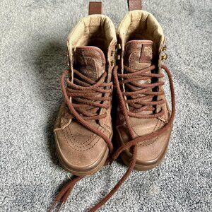 Womens SK8-HI Vans. cold weather shoe